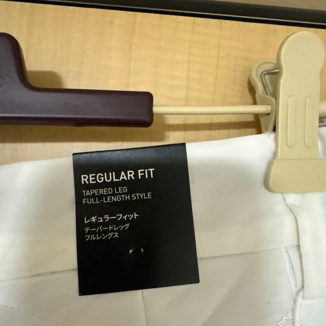 新品未使用　adidas 中綿保温　ホワイトパンツ