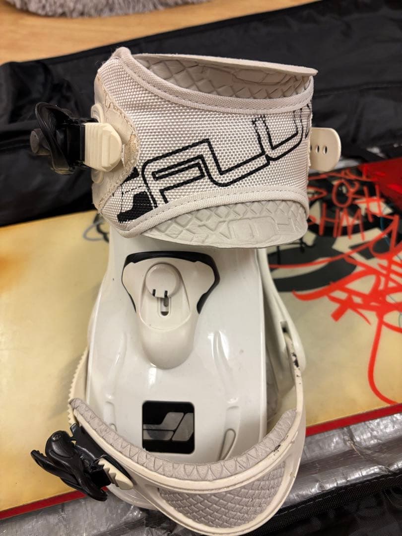 BURTON スノーボード FLUXバインディング付き