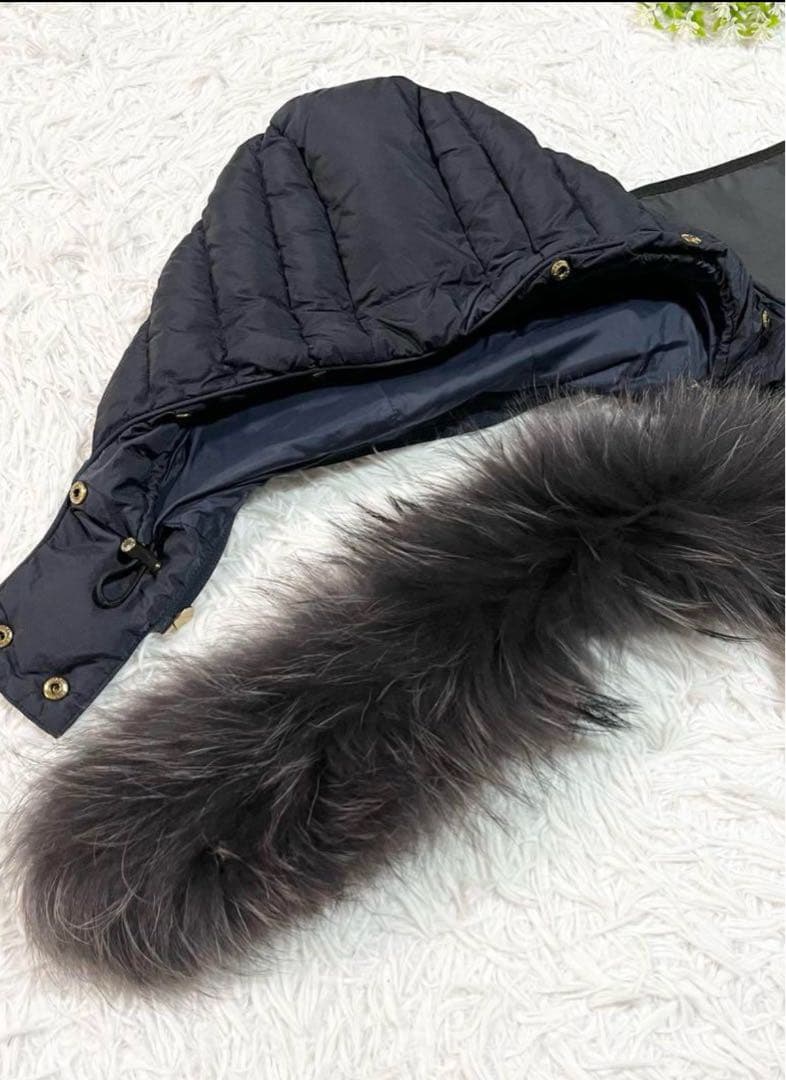 タトラスダウンベスト　サイズ２　ダークネイビー