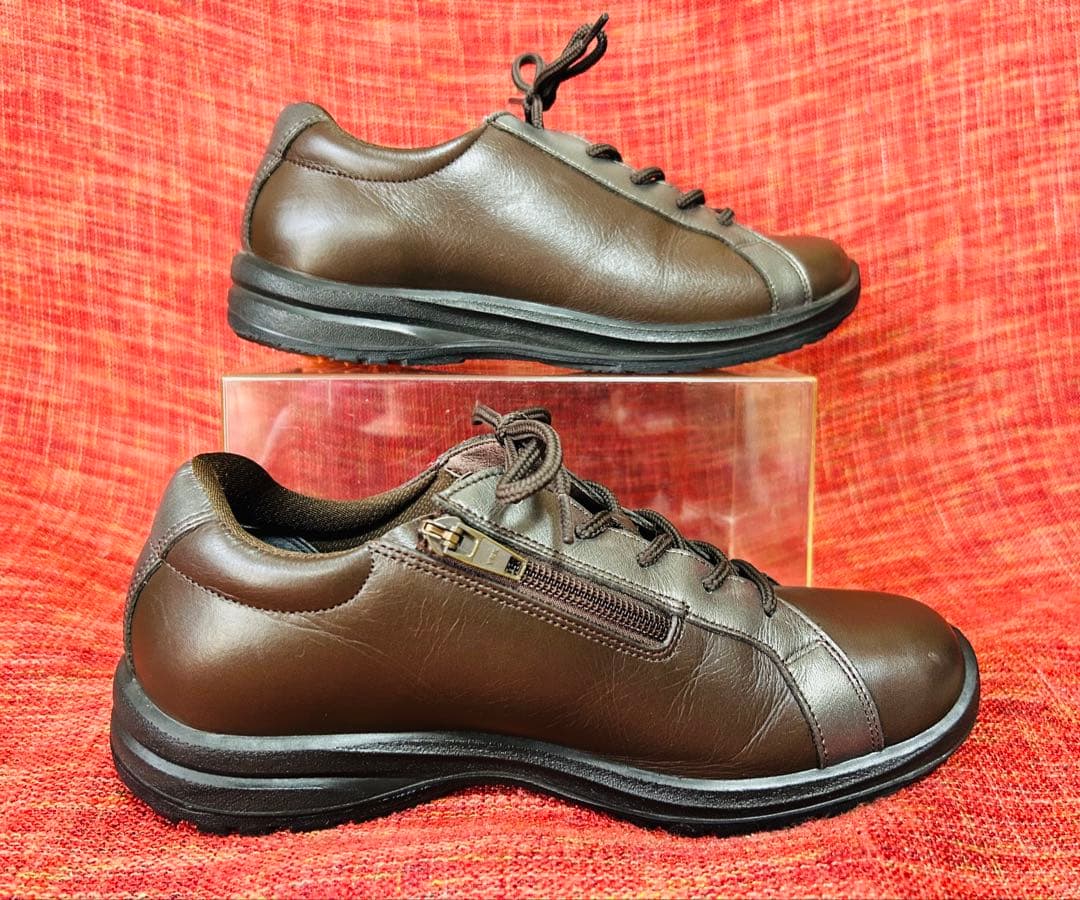 メディカルウォーク　ブラウンコンビ　23.5㎝　4E