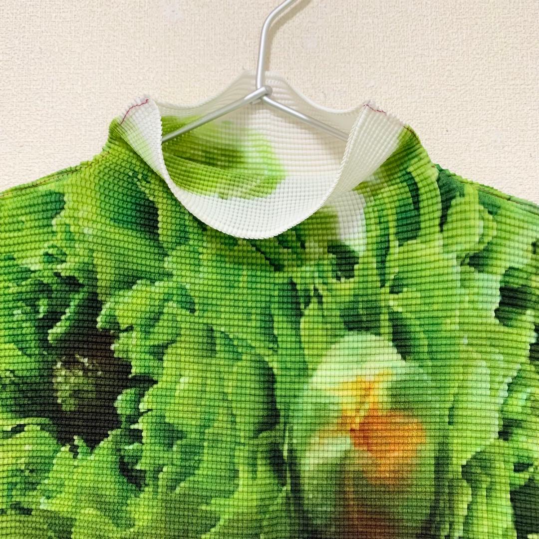 me ISSEY MIYAKE　ワッフルプリーツトップス　花柄長袖ブラウス