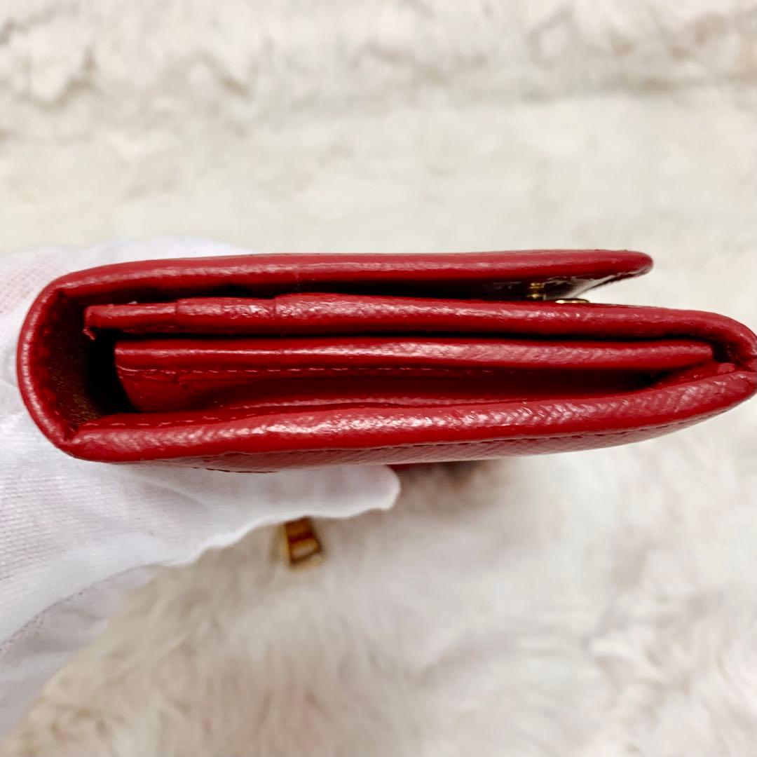 PRADA 長財布　サフィアーノ　二つ折り　長財布　赤　三角プレート