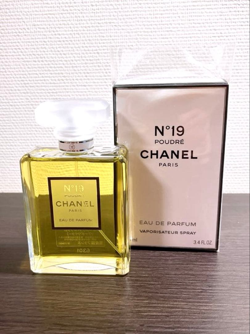 シャネル N°19 プードレオードゥ パルファム（ヴァポリザター）100ml