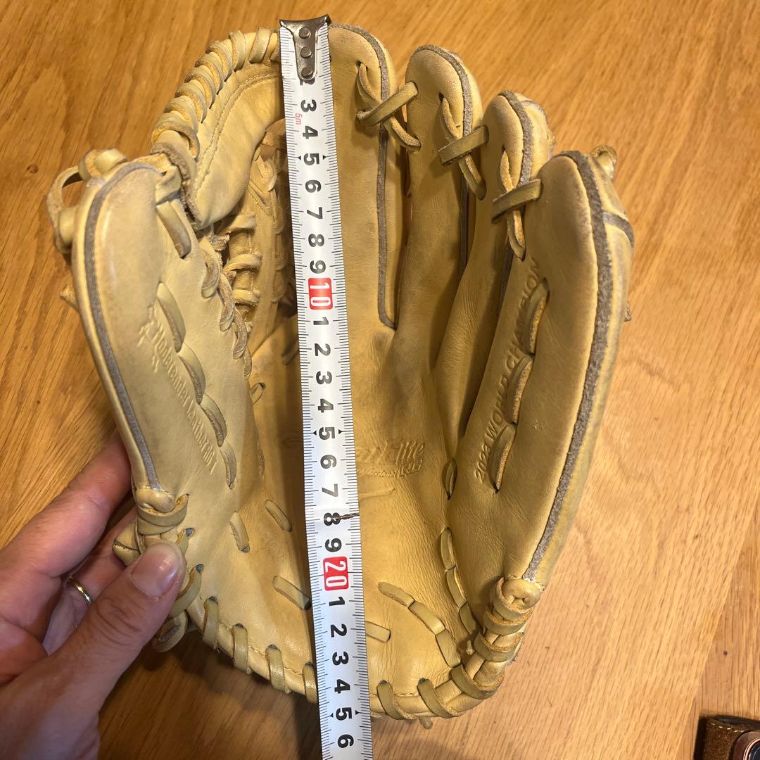 Mizuno Global Elite 軟式グローブ ベージュ