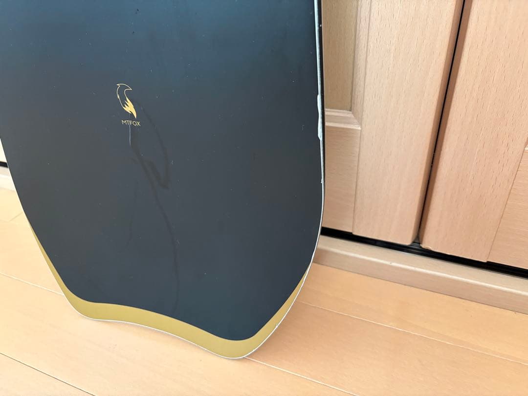 NOVEMBER ノベンバー　MOUNTAIN FOX マウンテンフォックス