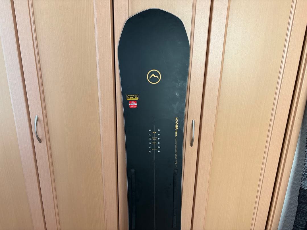 NOVEMBER ノベンバー　MOUNTAIN FOX マウンテンフォックス