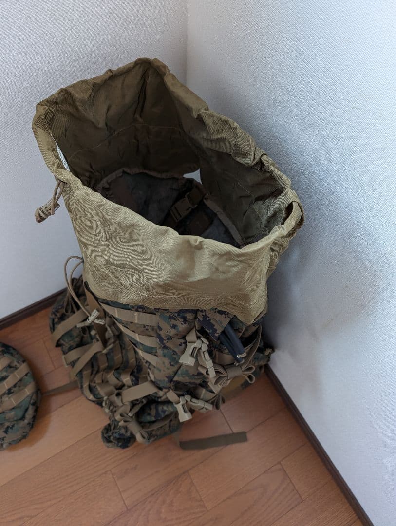 米軍払下げアサルトバック