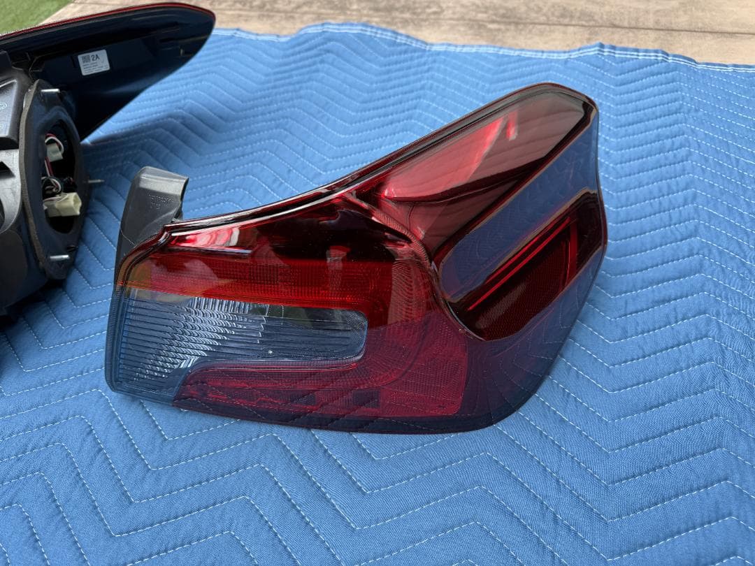テールランプ スモークテール ティンテットクリア WRX STi 塗装後未使用