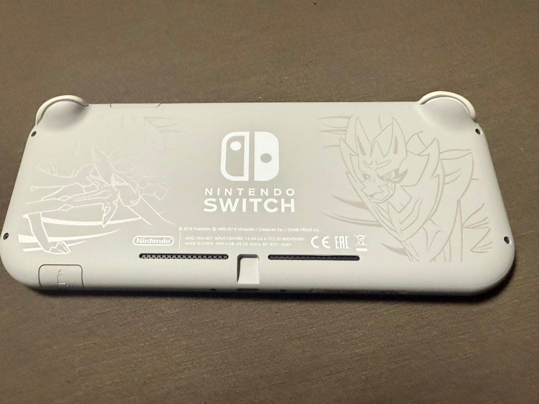 Nintendo Switch Lite ソードシールド　ザシアン・ザマゼンタ