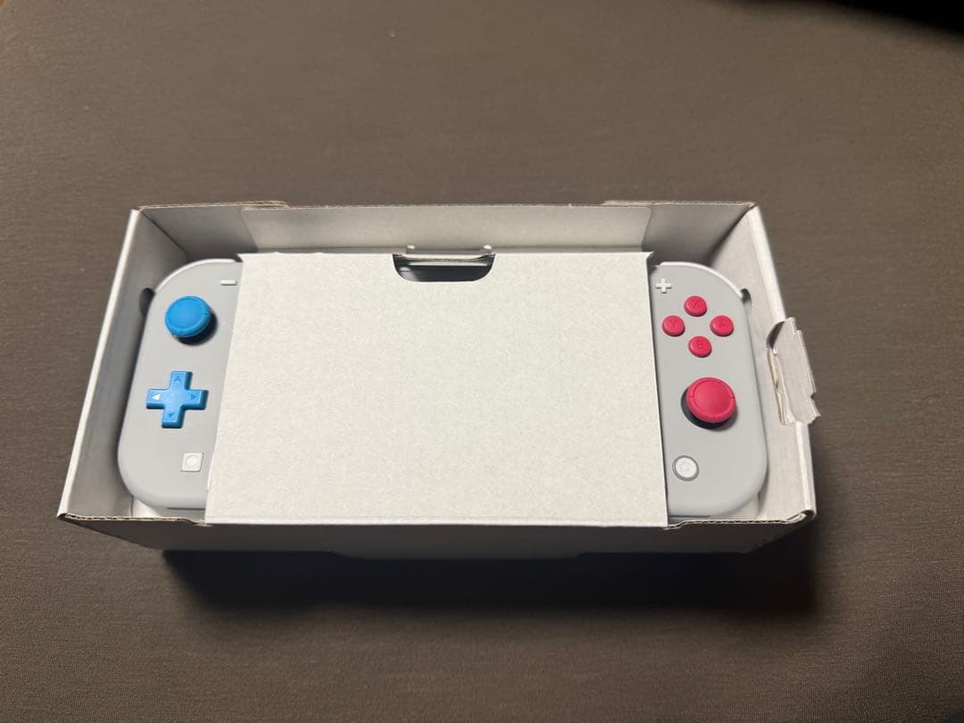 Nintendo Switch Lite ソードシールド　ザシアン・ザマゼンタ