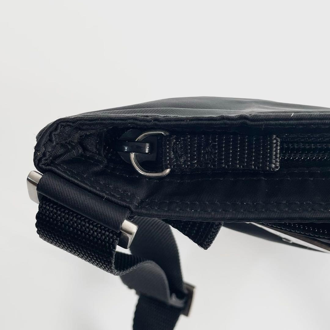 【訳あり極美品】PRADA プラダ ショルダーバッグ サコッシュ ナイロン 黒