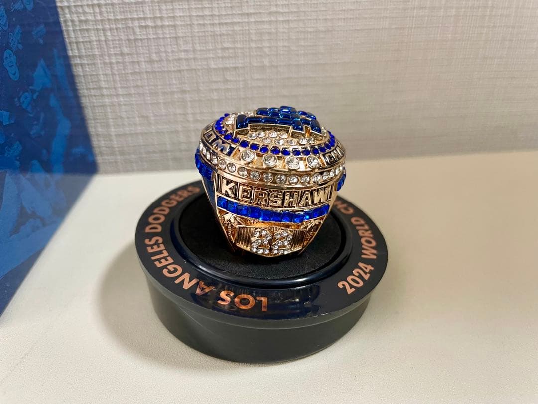 クレイトン・カーショウ ドジャース 2024 チャンピオンリング 球場限定配布