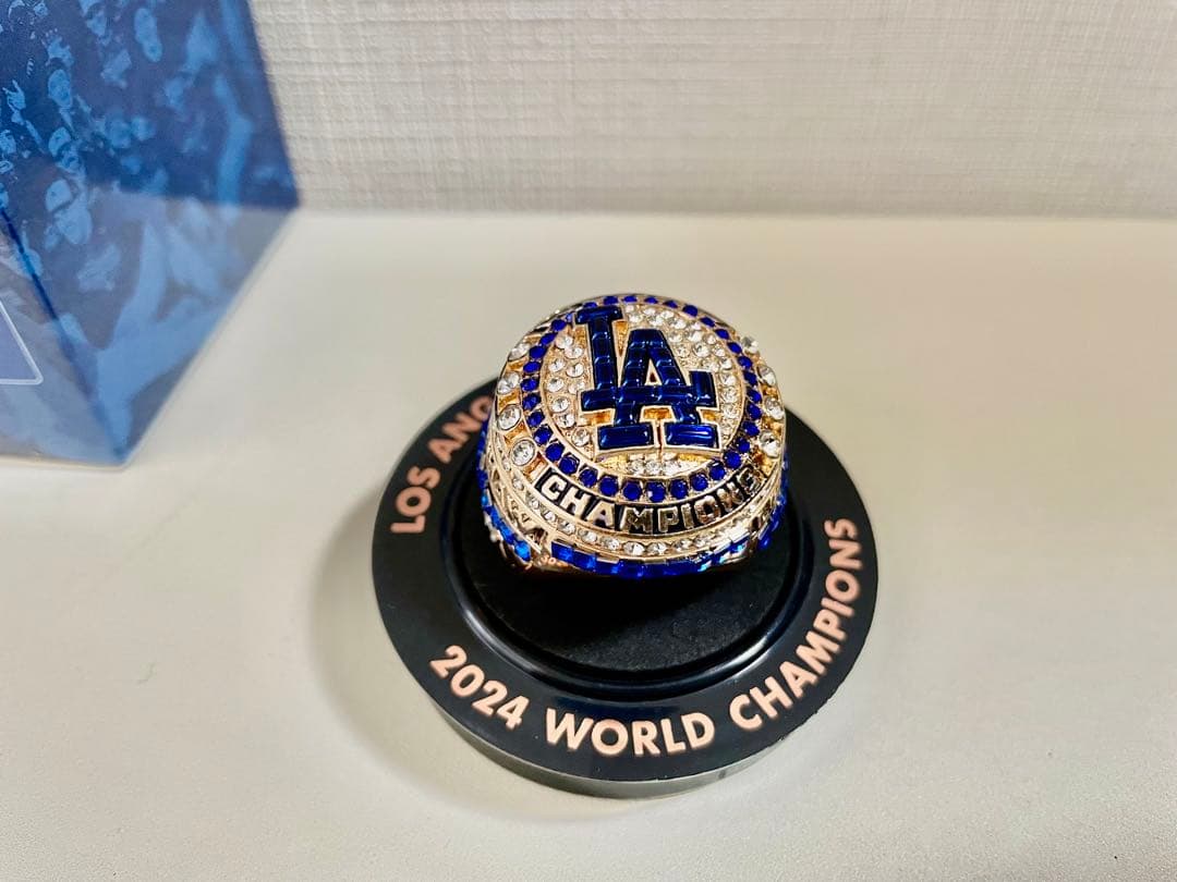 クレイトン・カーショウ ドジャース 2024 チャンピオンリング 球場限定配布