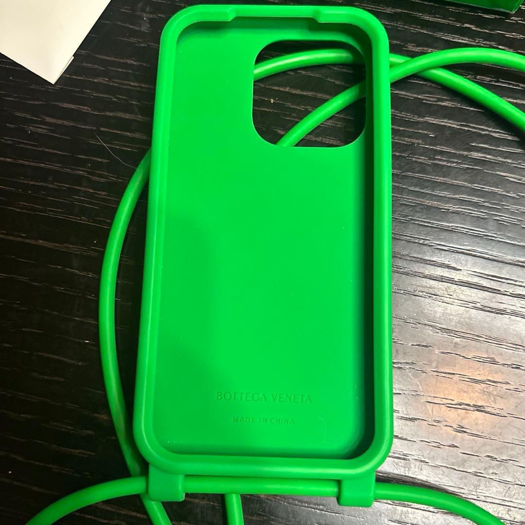 BOTTEGA VENETA iPhone14 PRO 用カバー 733830