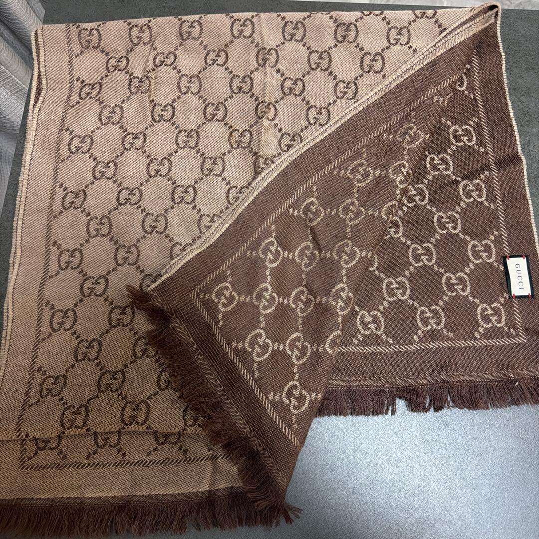 GUCCI マフラー　ストール　ブラウン