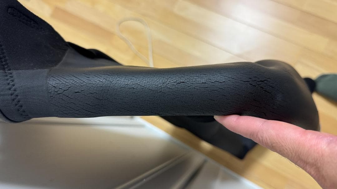 5×3 セミドライ　ウェットスーツ　140サイズ　バックジップ