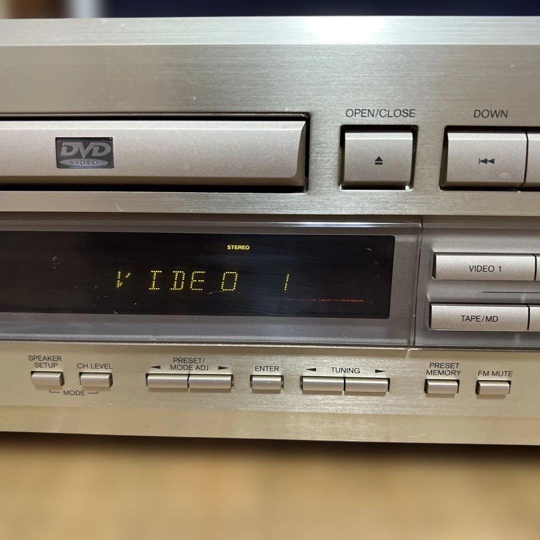 ONKYOオーディオ DVDレシーバー DR-90中古品。