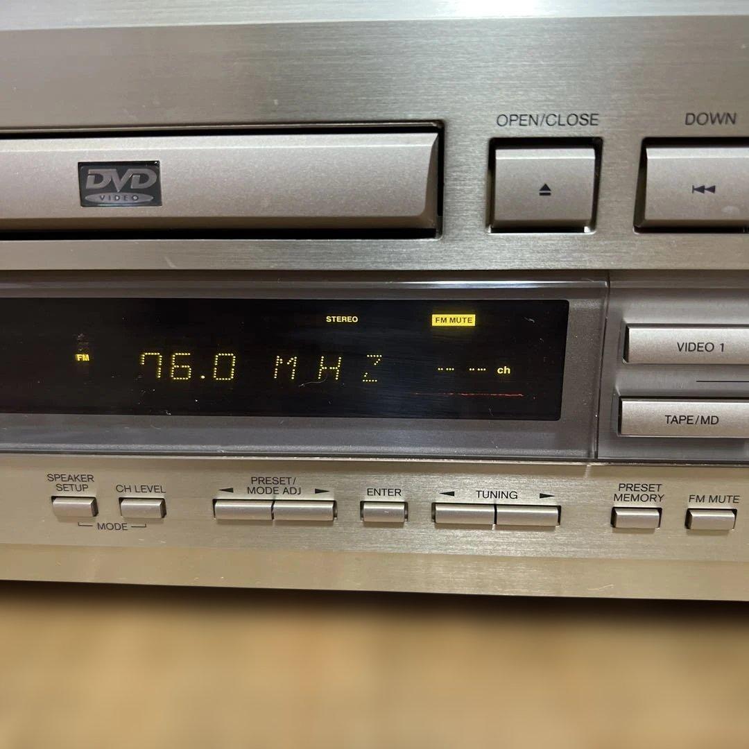 ONKYOオーディオ DVDレシーバー DR-90中古品。