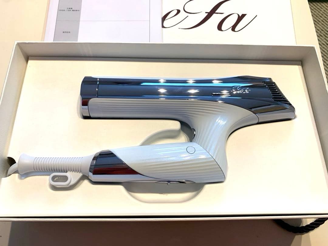 新品・未使用品ReFa リファビューテック ドライヤー S+ ホワイト