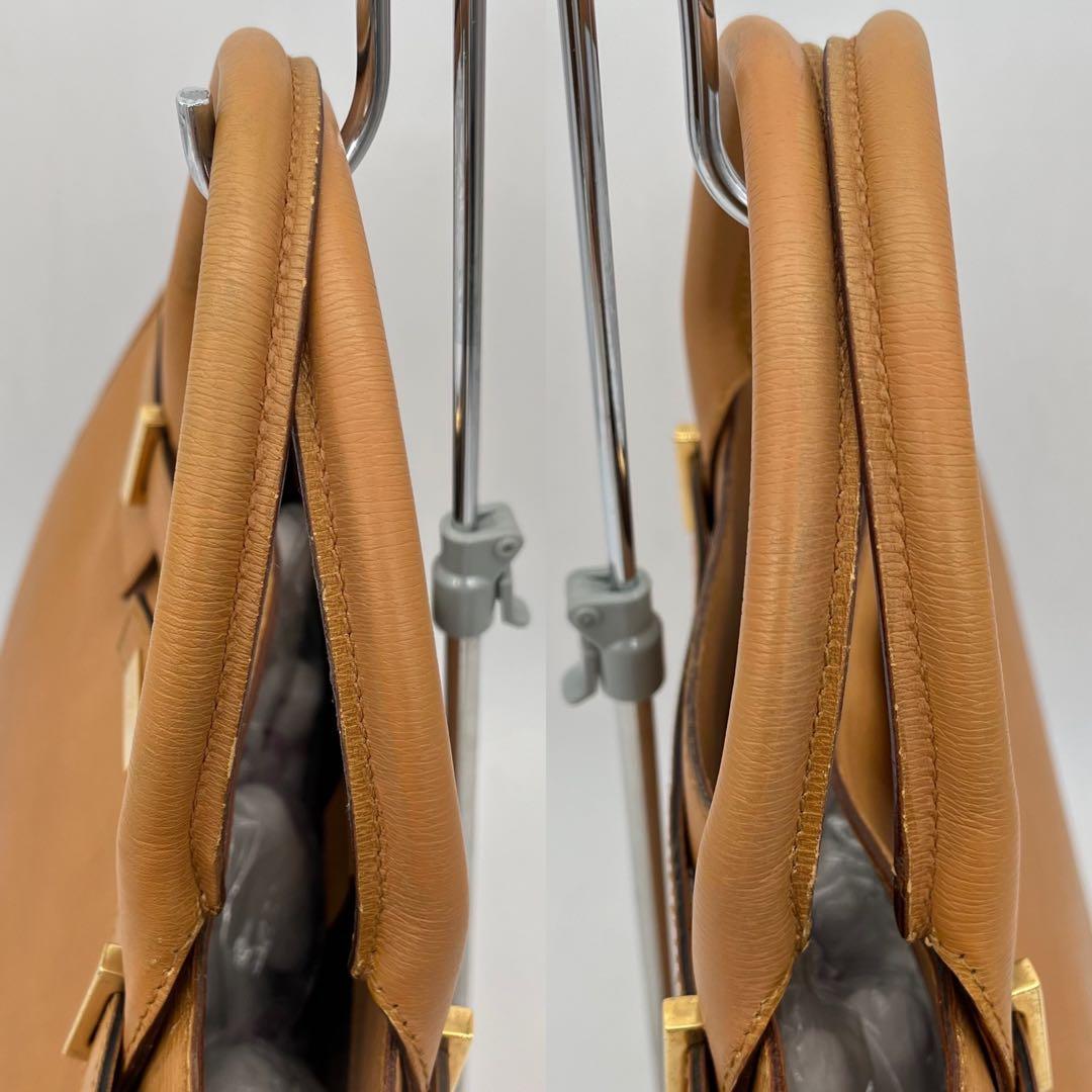 GUCCI ハンドバッグ ビジネスバッグ ゴールド金具 A4可能 本革 男女可能