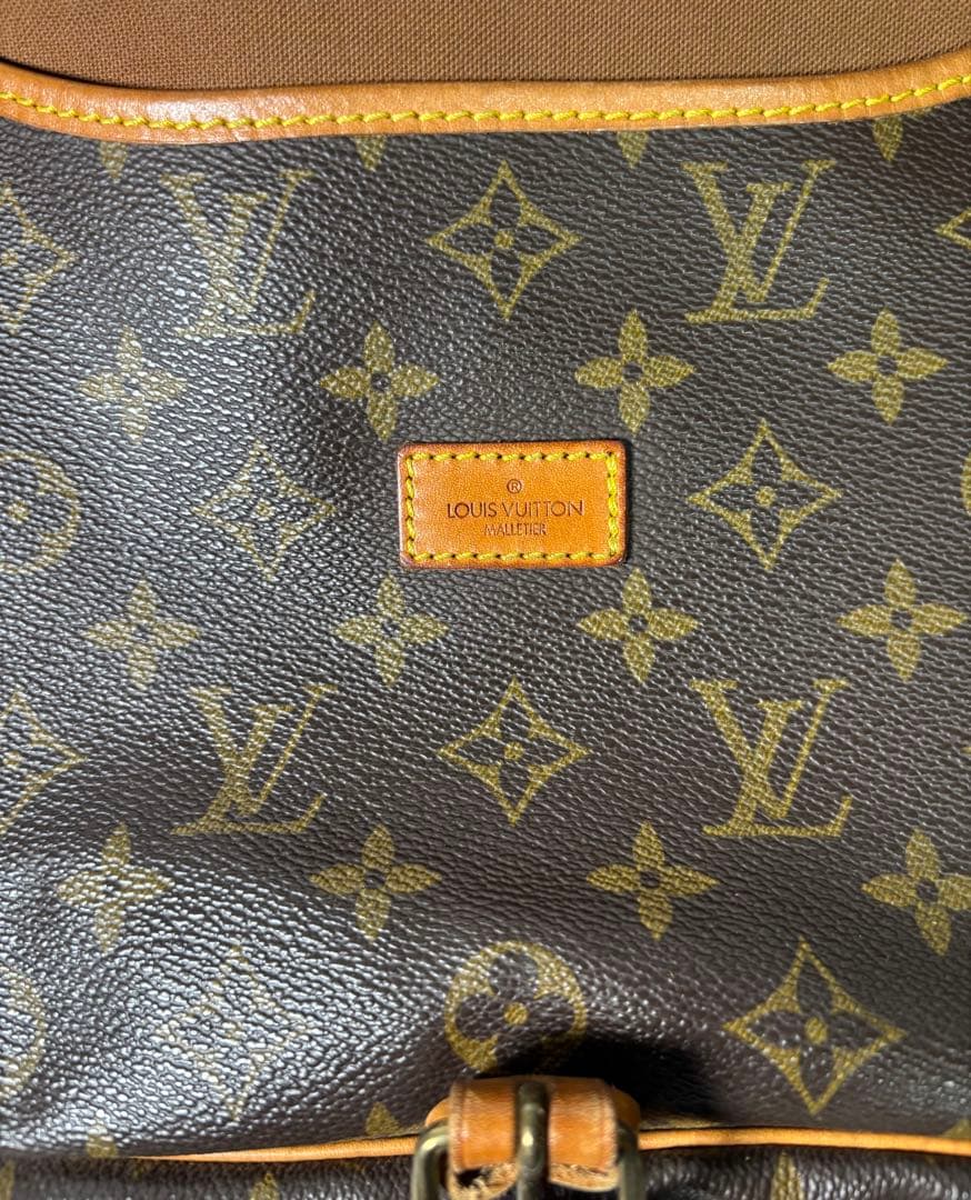 ルイヴィトン　ソミュール35　ショルダーバッグ　モノグラム LV
