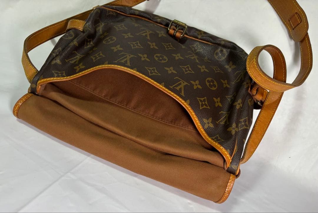 ルイヴィトン　ソミュール35　ショルダーバッグ　モノグラム LV