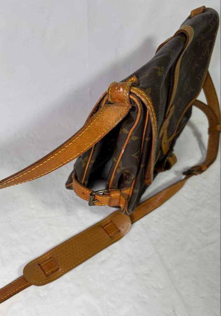 ルイヴィトン　ソミュール35　ショルダーバッグ　モノグラム LV