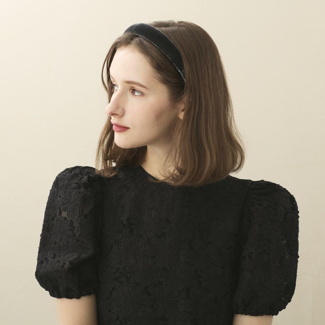 アレクサンドルドゥパリ 黒 カチューシャ