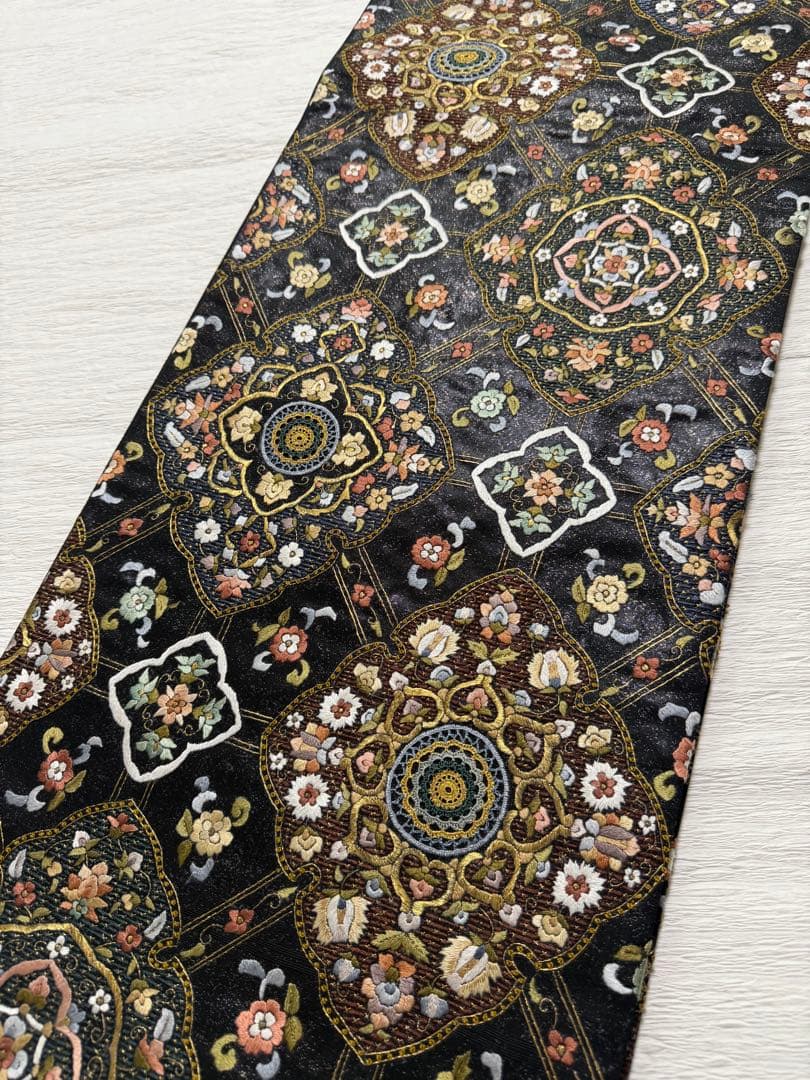 蘇州 汕頭 刺繍 菱華文 金糸 袋帯 正絹