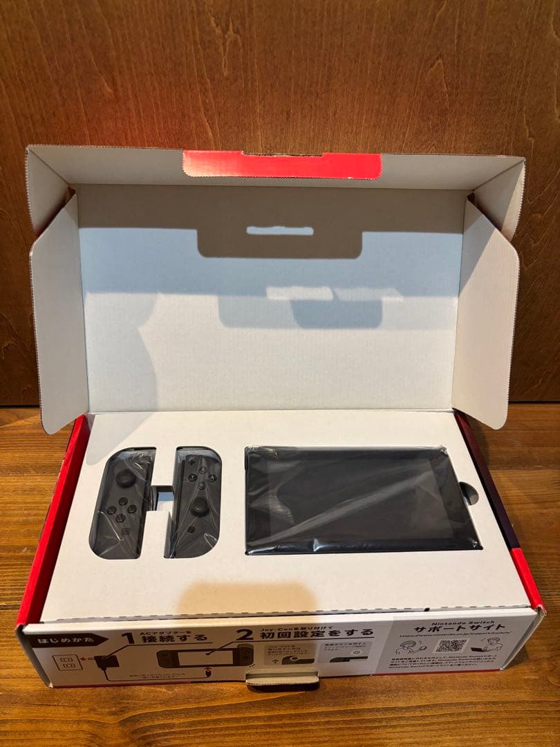 Nintendo Switch スイッチ 本体 グレー　ジョイコン　充電器等