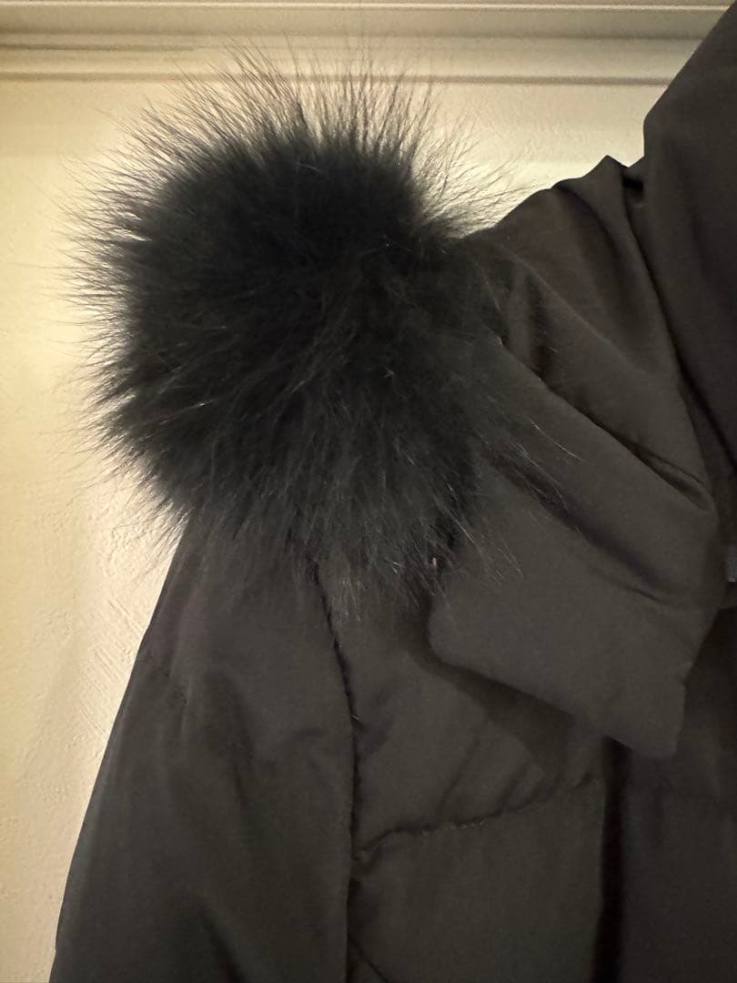 UNTITLED ブラック フード付きロングダウンコート