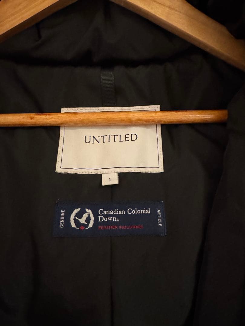 UNTITLED ブラック フード付きロングダウンコート