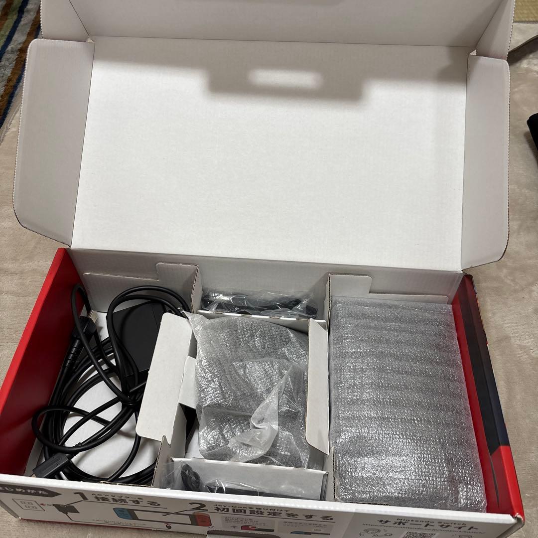 Nintendo Switch 本体 青/赤 箱付き