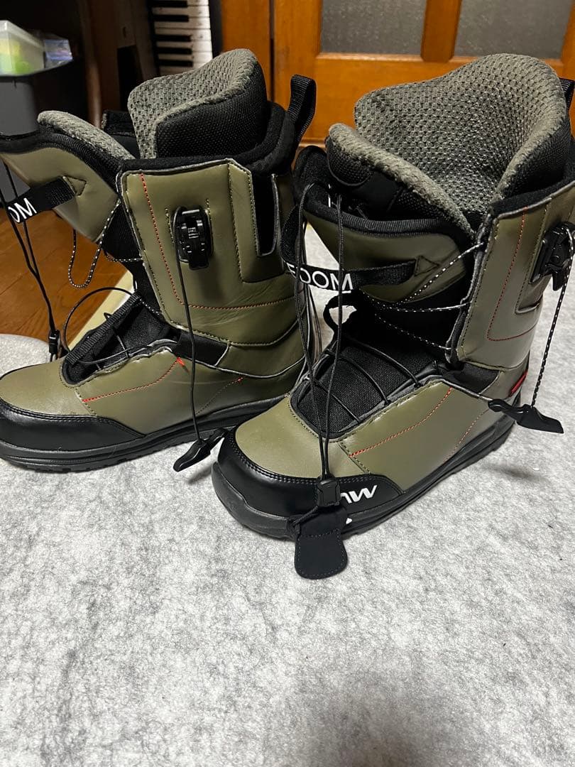 美品　North wave FREEDOM 27.0 23-24