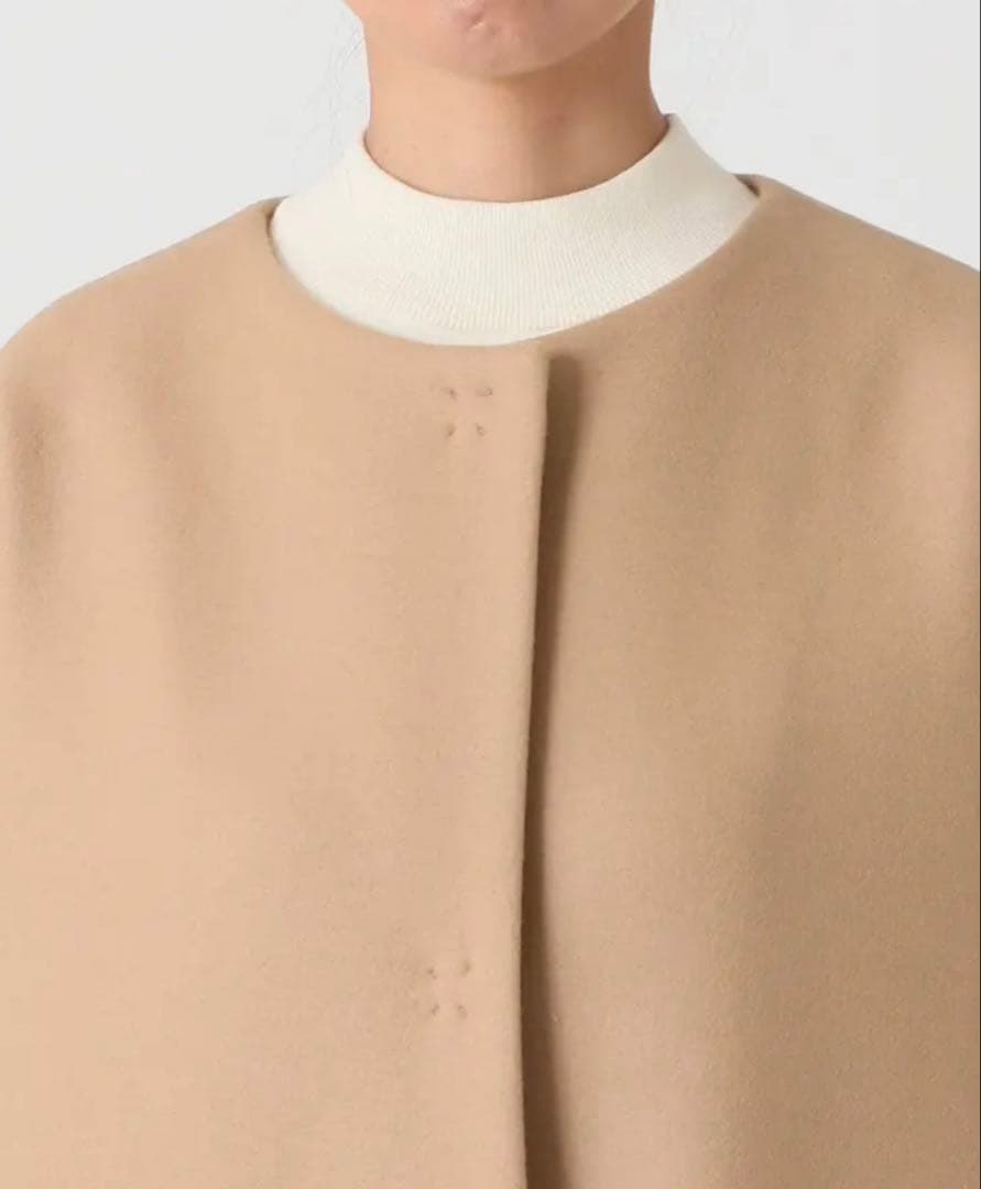 ノーカラーコート