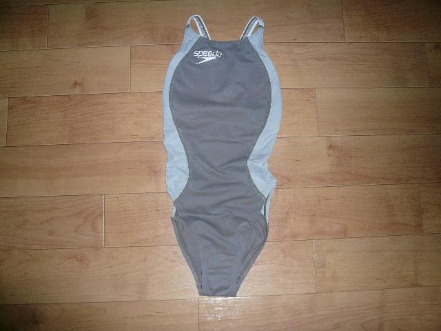 【SPEEDO】貴重な灰カラー！ファーストスキン FS２ 競泳水着 ハイレグ