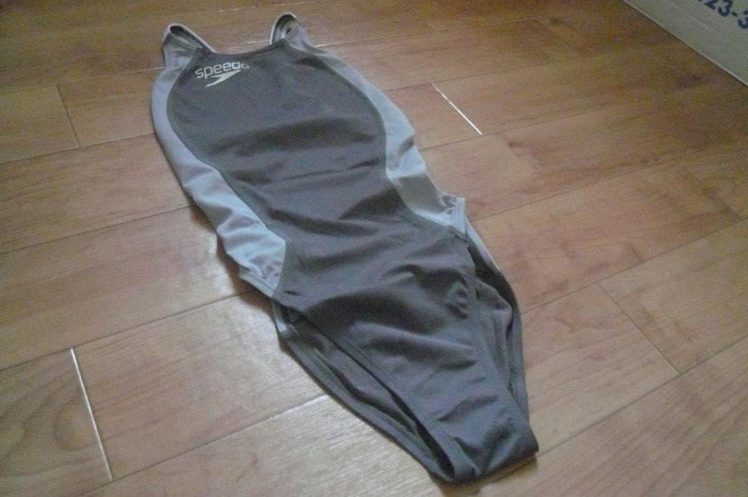 【SPEEDO】貴重な灰カラー！ファーストスキン FS２ 競泳水着 ハイレグ