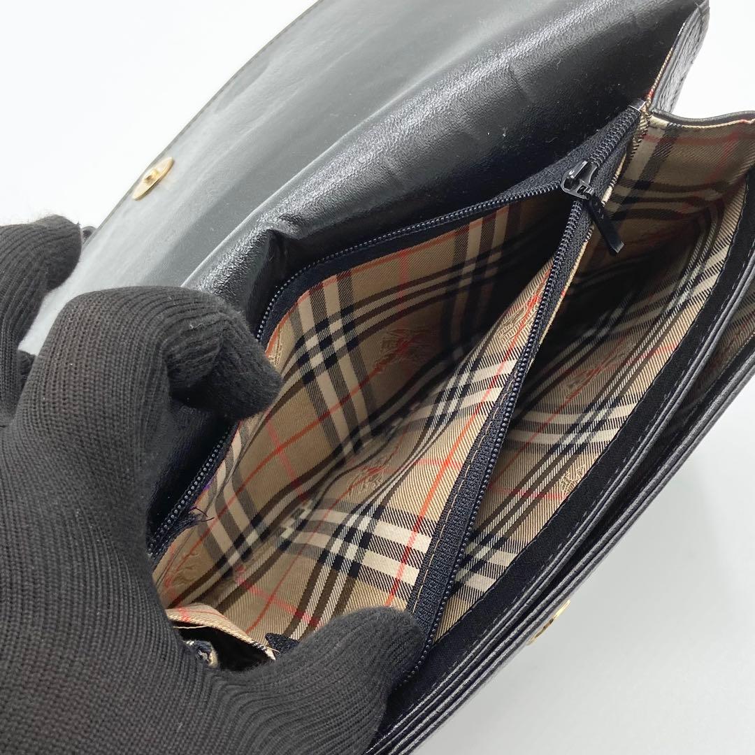 バーバリー　ショルダーバッグ　ホースロゴ　ノバチェック　シボ　レザー　ブラック