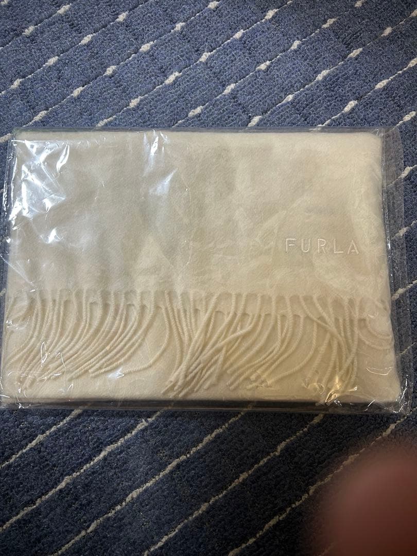 FURLA カシミヤ　マフラー　オフホワイト