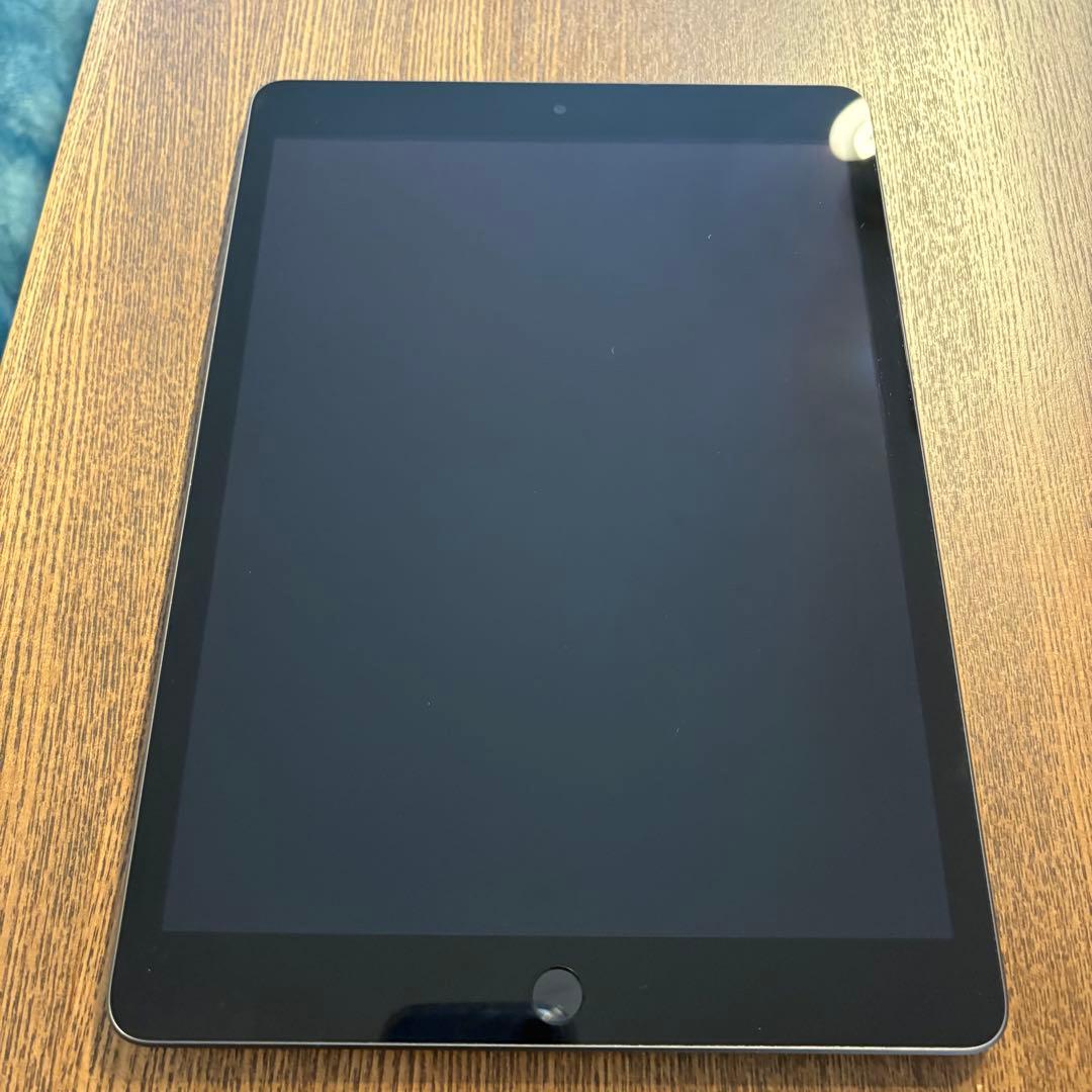 Apple iPad (第9世代) 10.2インチ 64GB WiFiモデル