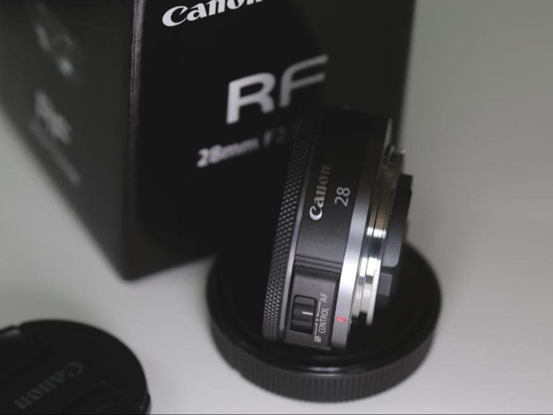 キヤノン Canon RF 28mm F2.8 STM パンケーキレンズ
