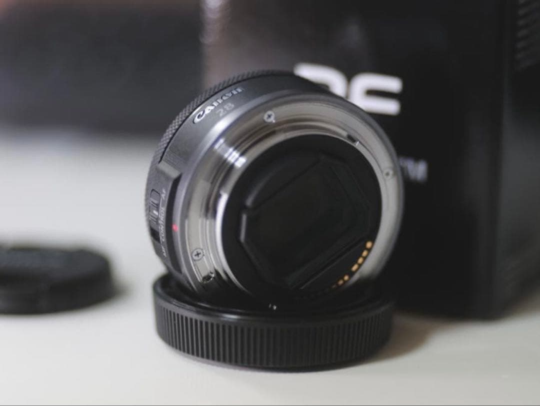 キヤノン Canon RF 28mm F2.8 STM パンケーキレンズ