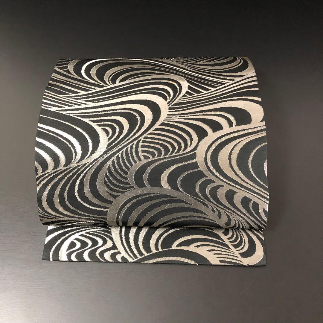 SO-750 名古屋帯 名古屋仕立て 六通 九寸 正絹 モダン 波 渦