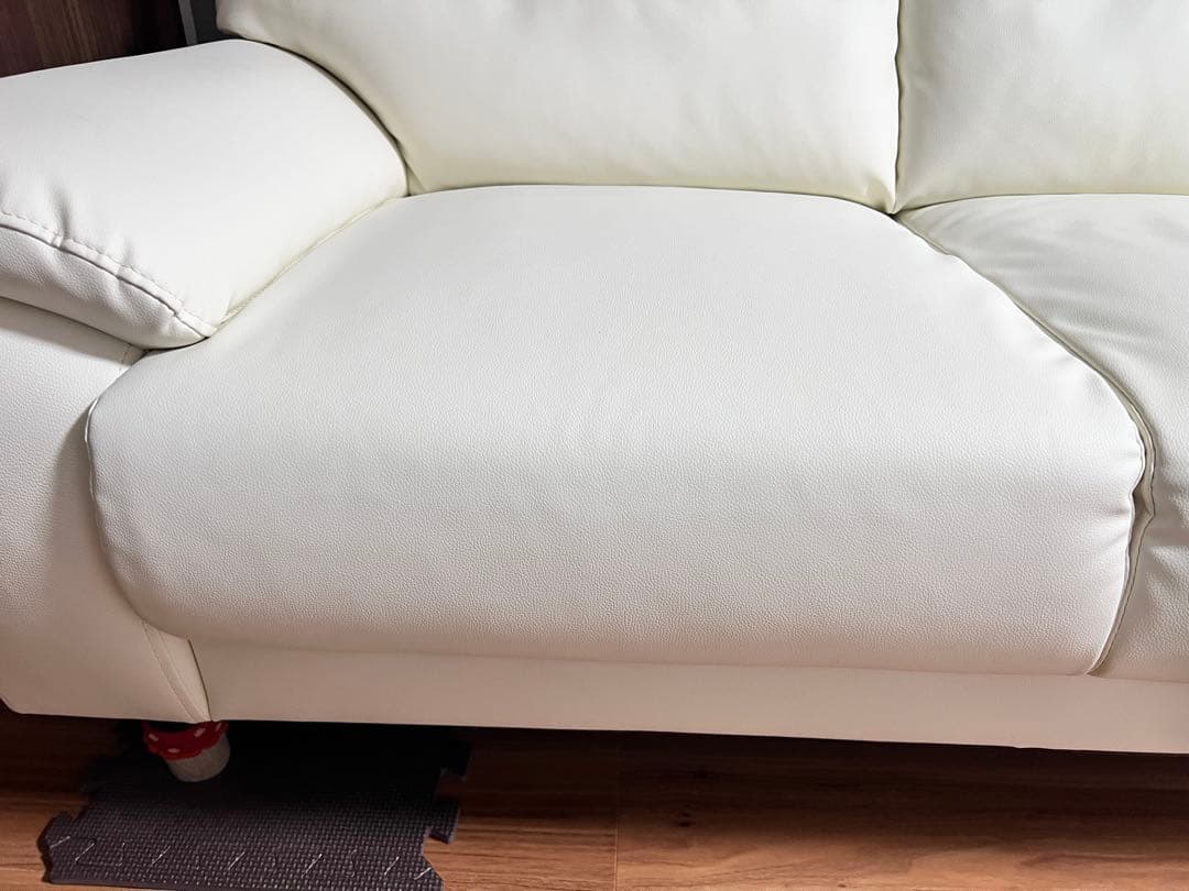 ニトリ 合成皮革 2人掛けソファ