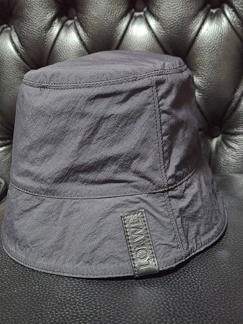 LOEWE バケットハット リバーシブル