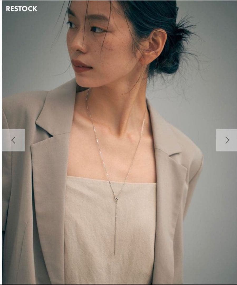 ジュエッテ　ラリエットネックレス