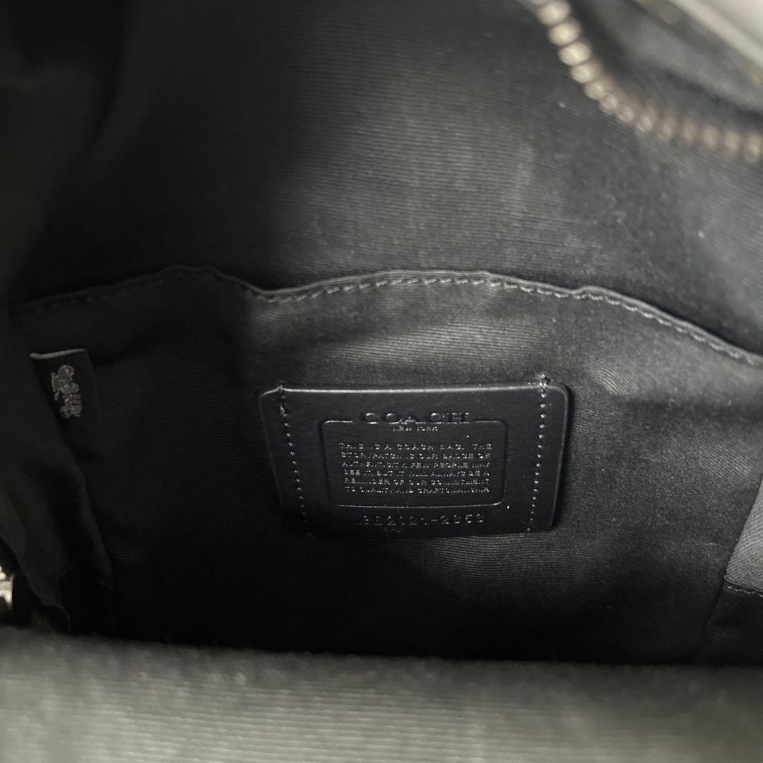 COACH ボディバッグ