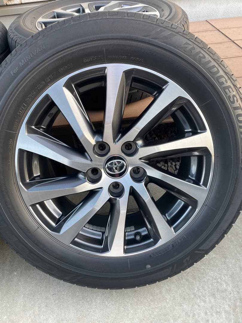 30系ヴェルファイア　アルファード　純正 17インチホイールタイヤセット4本