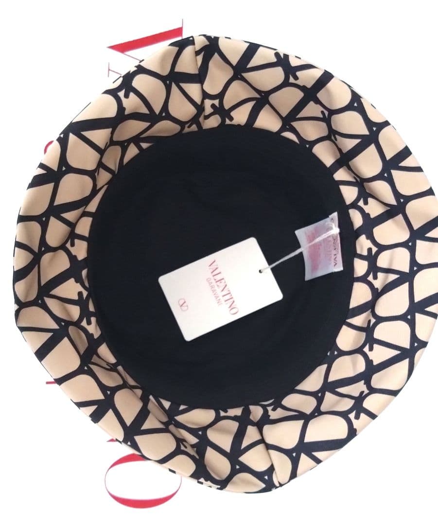 極美品　VALENTINO　ヴァレンティノ　帽子　 バケットハット　タグ付　38