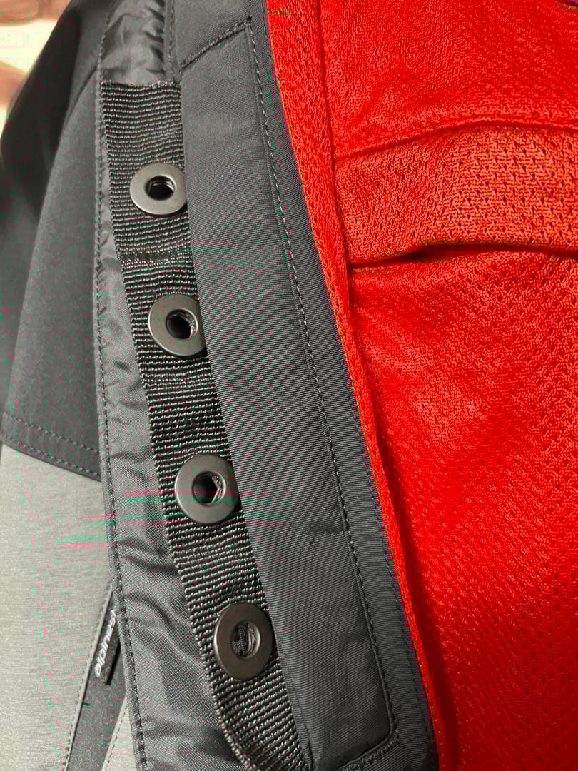 アルパインスターズ　SEKTOR V2 TECH HOODIE